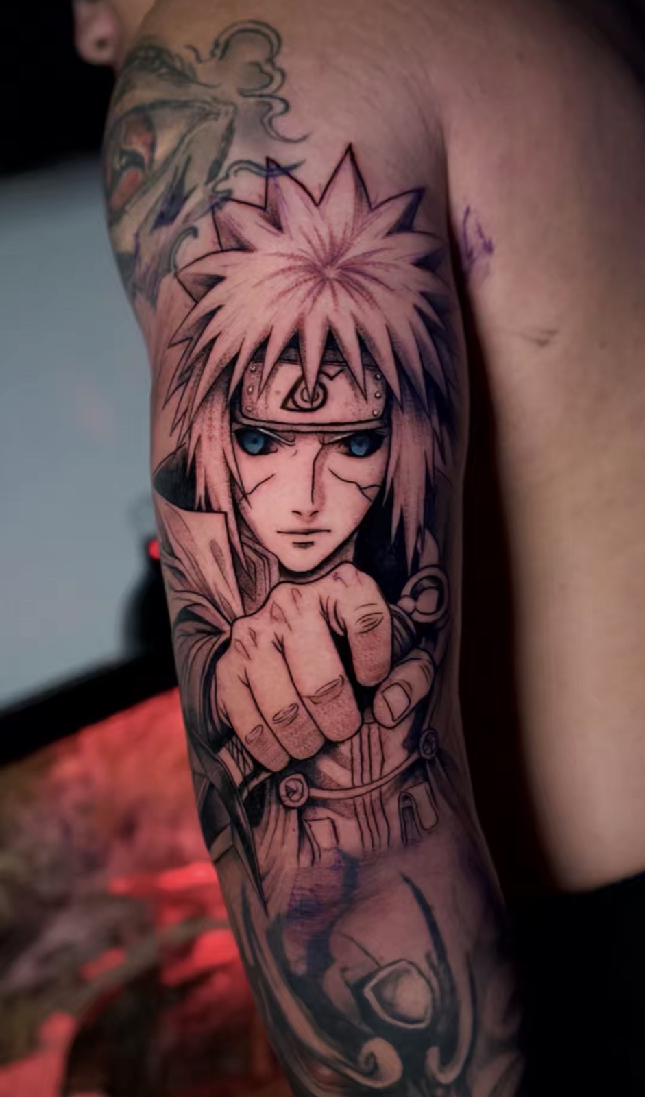 Stipple Shading tattoo work by Henry